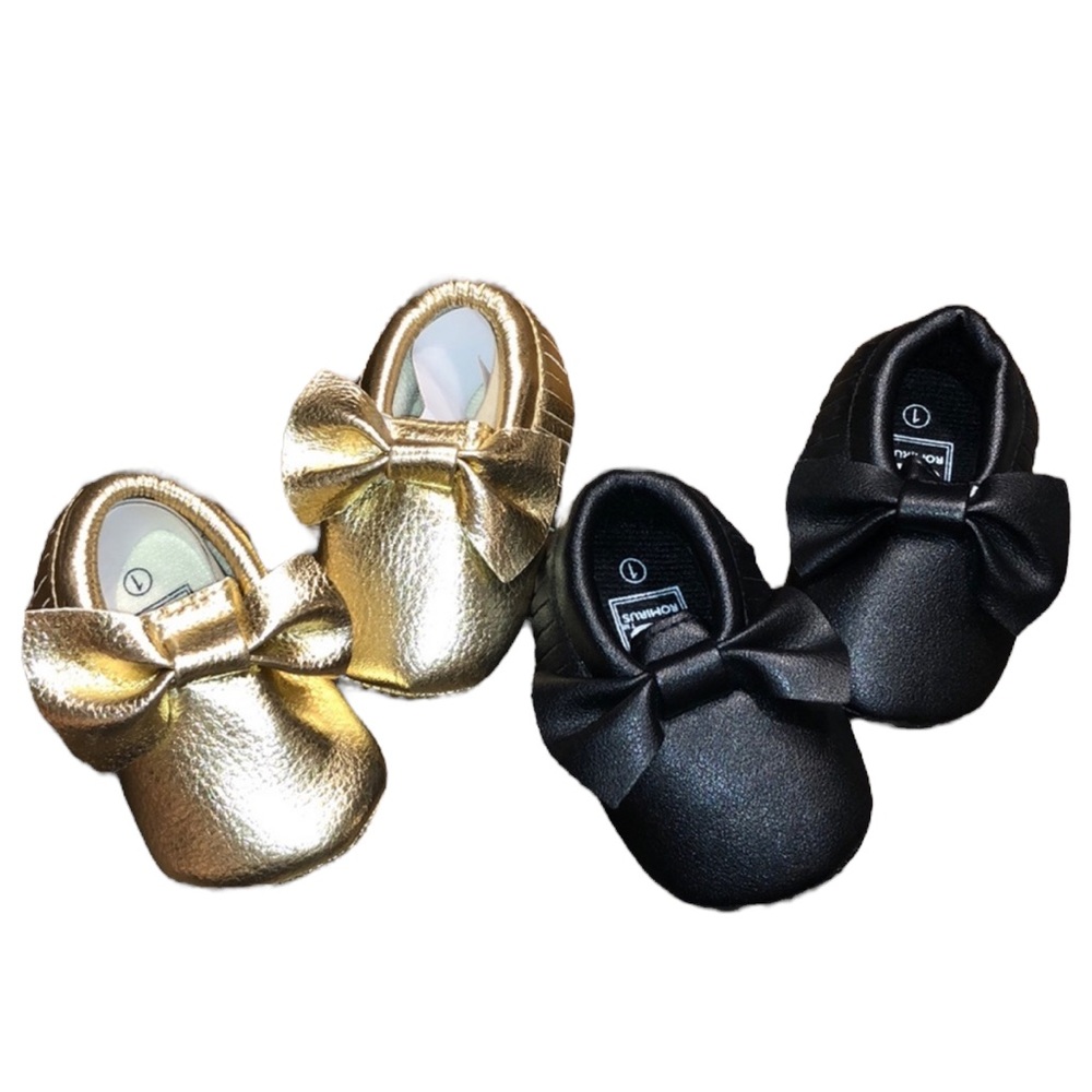 NWOT Romirus Moccasins in Metallic Gold and Black